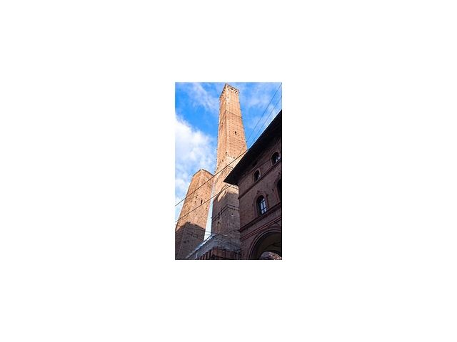Torre degli Asinelli: dopo San Luca, anche il simbolo della città è stato messo in sicurezza