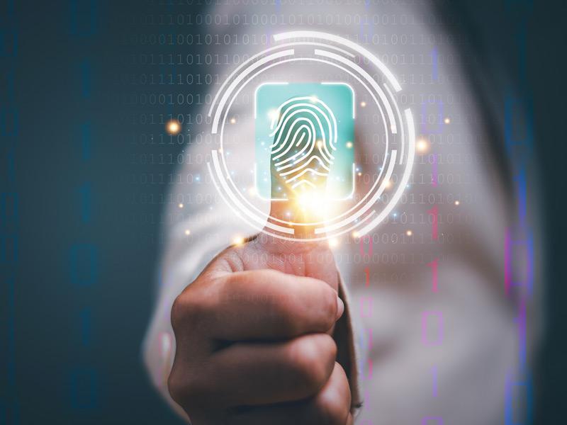 Rubare l’impronta registrando la vibrazione delle dita: un rischio reale?