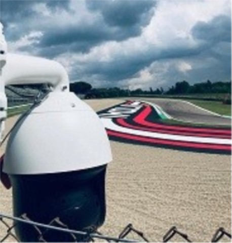 Sala Regia itinerante basata su Speed Dome Hikvision per seguire in diretta le competizioni automobilistiche 