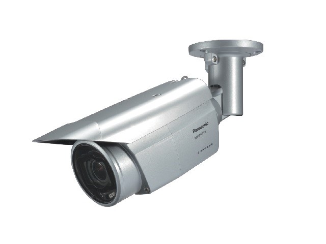 Panasonic: telecamere bullet con LED IR intelligenti