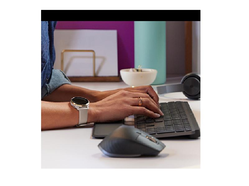 Logitech: tastiera con supporto per i polsi