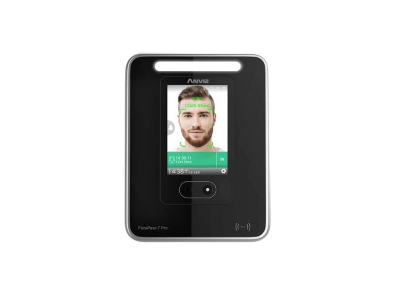 Osti Sistemi: rilevazione presenze e controllo accessi 
