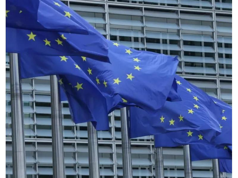 Ue: 1,5 miliardi di aiuti per la transizione energetica
