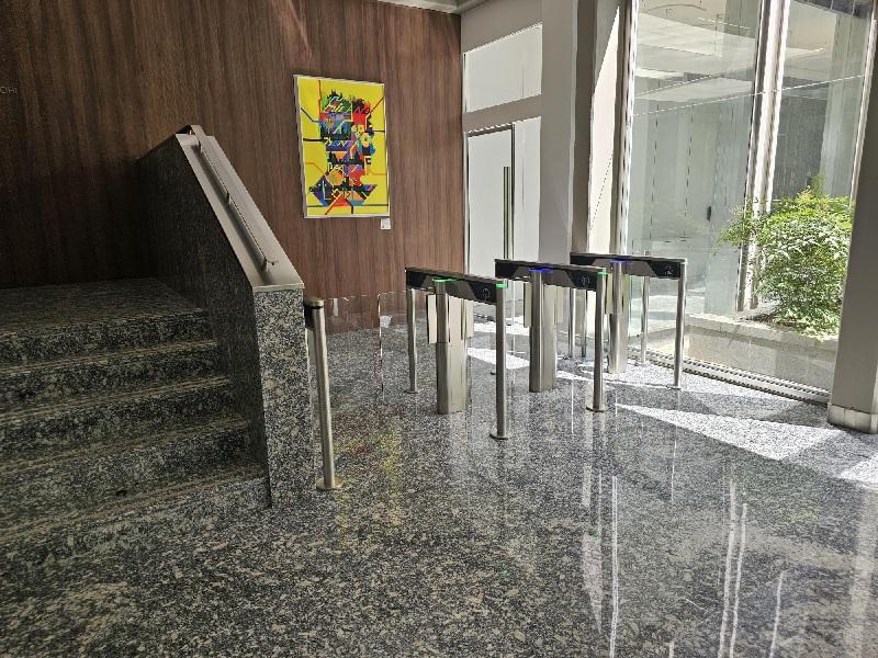 LASERLINE SAFETY AND SECURITY SYSTEMS: varchi automatici per alti flussi