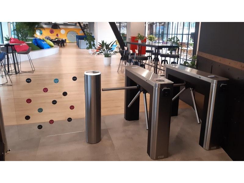 LASERLINE SAFETY AND SECURITY SYSTEMS: tornelli a tripode