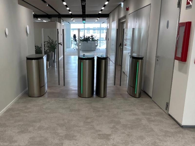 LASERLINE SAFETY AND SECURITY SYSTEMS: varco automatico per controllo accessi