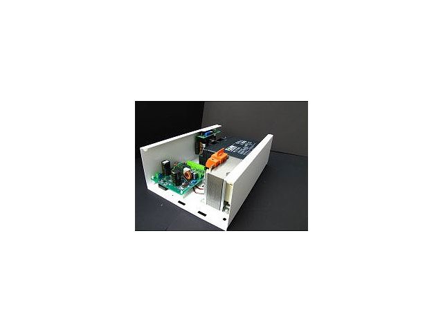Alimentatore per TVCC con batteria