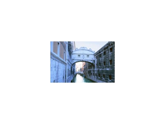 Lilin difende Venezia dall’acqua alta