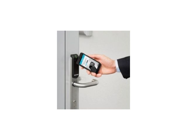 Controllare gli accessi e risparmiare energia