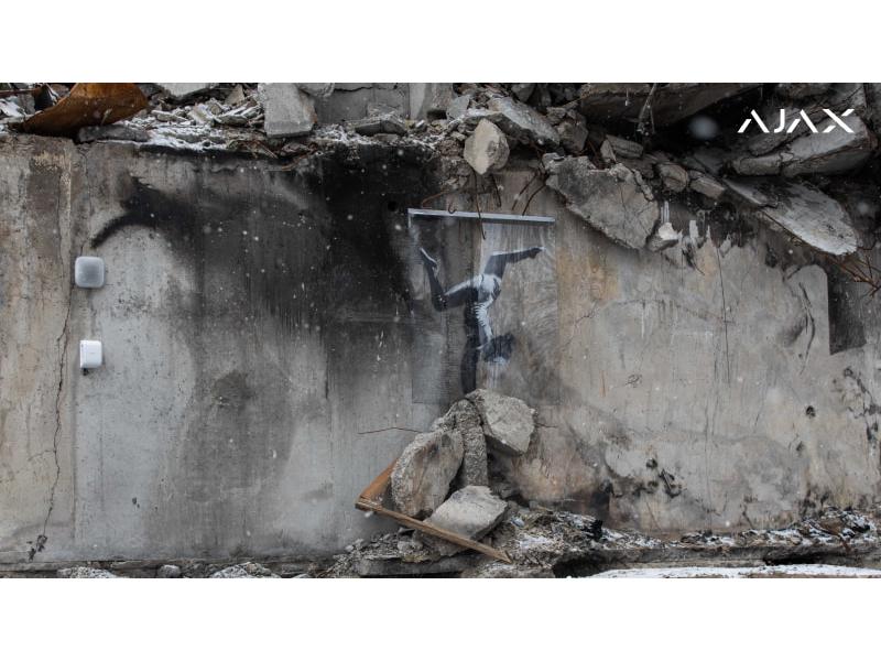 Ajax Systems per la sicurezza delle opere di Banksy in Ucraina 