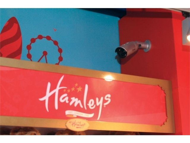 VIVOTEK per la sicurezza del negozio di giocattoli Hamleys 